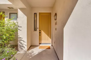 Photo #5: 6940125 Listing 