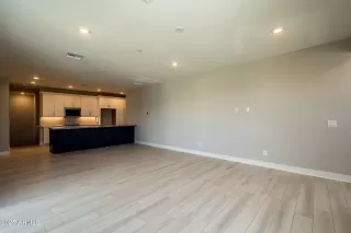 Photo #2: 6940166 Listing 