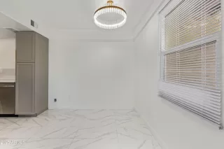 Photo #2: 6940196 Listing 