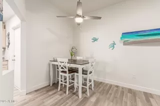 Photo #4: 6940226 Listing 