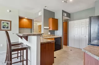 Photo #1: 6940241 Listing