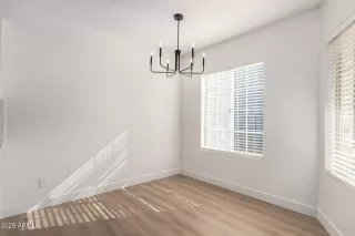 Photo #5: 6940304 Listing