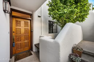 Photo #2: 6940404 Listing