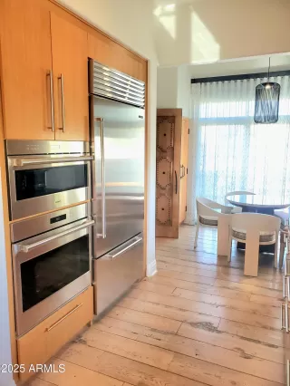 Photo #3: 6940487 Listing