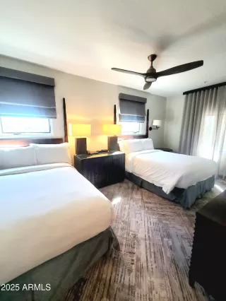 Photo #6: 6940487 Listing