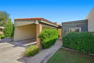 Photo #2: 6940519 Listing