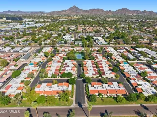 Photo #5: 6940519 Listing