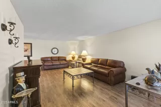 Photo #5: 6940550 Listing