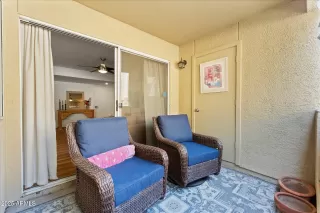 Photo #6: 6940551 Listing