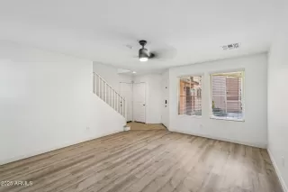 Photo #3: 6940707 Listing