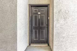 Photo #1: 6940752 Listing