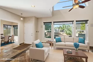 Photo #6: 6940761 Listing