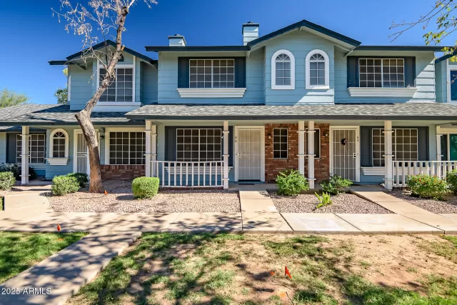 MLS: 6940786 Condo For Sale