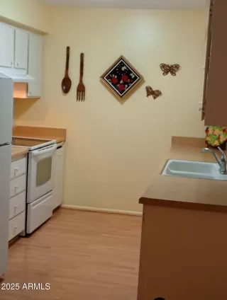 Photo #1: 6940803 Listing