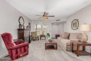 Photo #5: 6940981 Listing