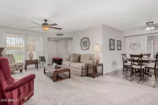 Photo #6: 6940981 Listing