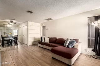 Photo #2: 6941028 Listing