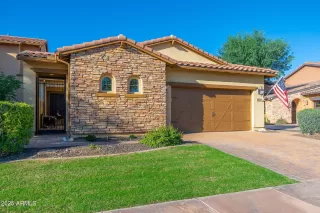 Photo #2: 6941047 Listing