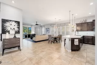 Photo #3: 6941047 Listing