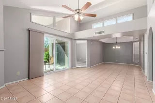 Photo #2: 6941093 Listing 