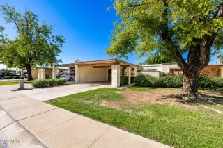 Photo #4: 6941154 Listing