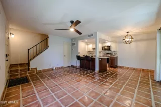 Photo #2: 6941158 Listing