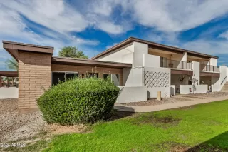 Photo #2: 6941189 Listing 