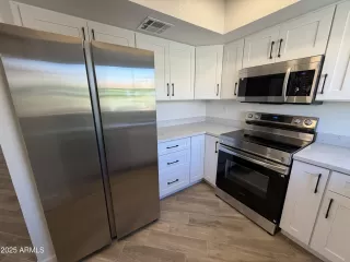 Photo #1: 6941216 Listing