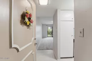 Photo #5: 6941244 Listing