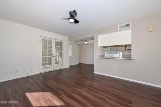 Photo #3: 6941311 Listing