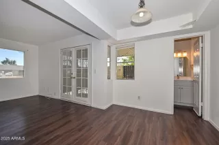 Photo #5: 6941311 Listing