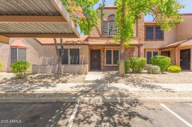 MLS: 6941429 Condo For Sale