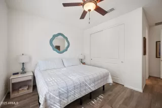 Photo #5: 6941469 Listing 