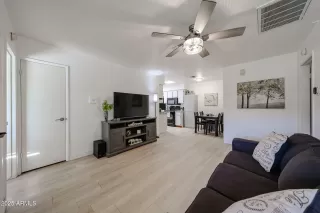 Photo #4: 6941590 Listing 