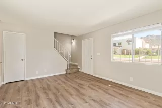 Photo #6: 6941644 Listing 