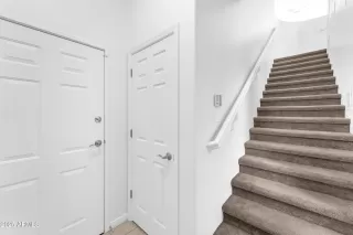 Photo #4: 6941760 Listing 