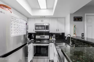 Photo #1: 6941974 Listing 