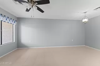 Photo #4: 6942164 Listing