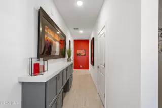 Photo #2: 6942168 Listing 