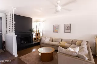 Photo #3: 6942173 Listing