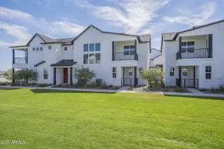 Primary Photo for MLS#: 6942175