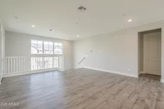 Photo #2: 6942175 Listing