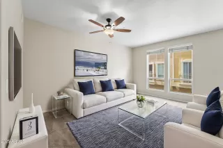 Photo #2: 6942327 Listing