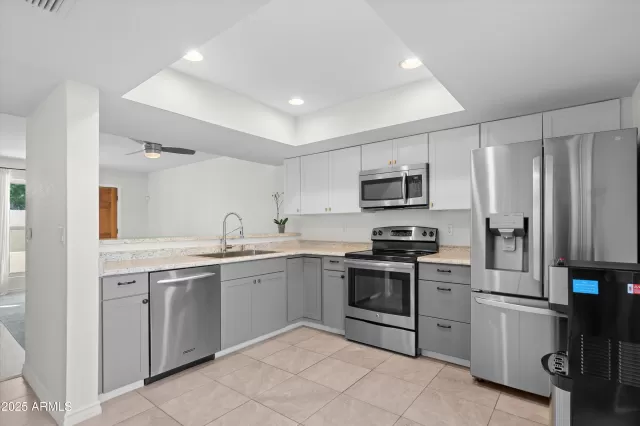 MLS: 6942409 Condo For Sale