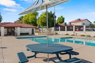 Photo #3: 6942409 Listing