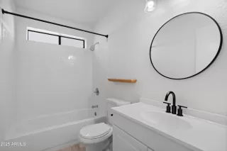 Photo #6: 6942409 Listing