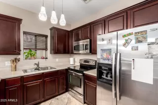 Photo #6: 6942519 Listing 