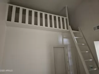 Photo #6: 6942520 Listing