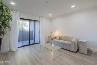 Photo #4: 6942528 Listing 