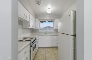 Photo #2: 6942629 Listing 